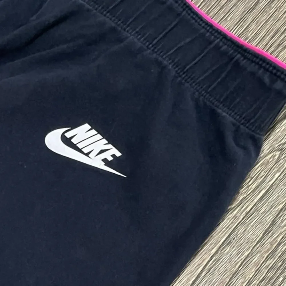 Nike Girls Youth Mid Rise Elastic Waist Pull-On Swoosh Print Logo Black Size L